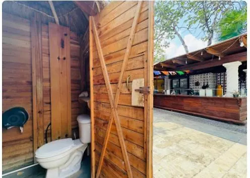 Ahava Hostal Cancun
