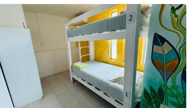 Guest house Ahava Hostal Cancun