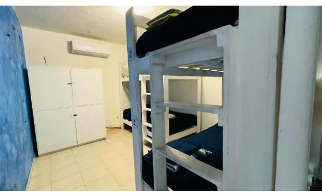 Guest house Ahava Hostal Cancun